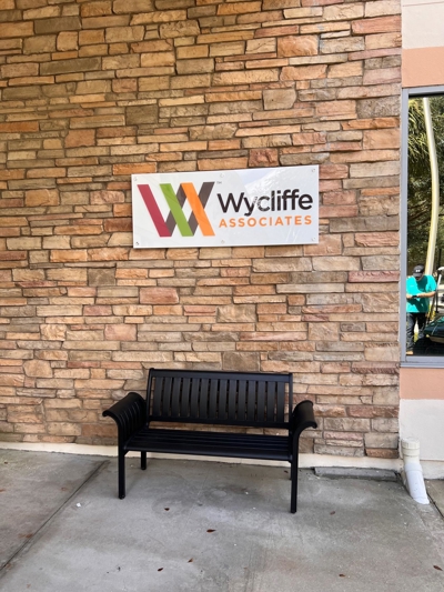 Exterior Signage Photo